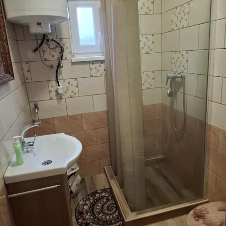 Juci Apartment Vonyarcvashegy